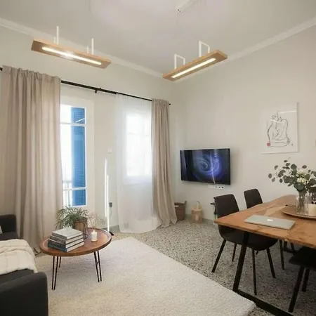 Stylish Maisonette With Beautiful Terrace *