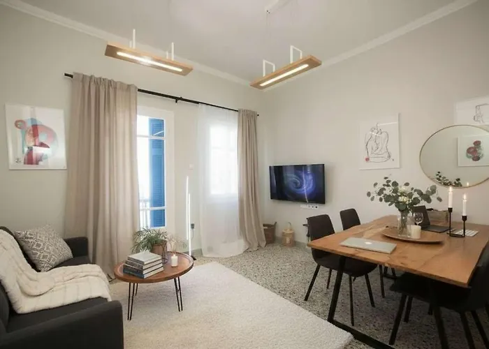 Stylish Maisonette With Beautiful Terrace *